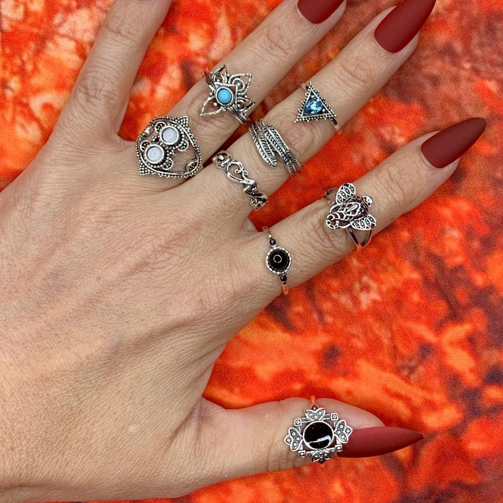 3/$10 NEW Boho Style Rings & MIDI Rings Design Mix / silver tone Bundle NWOT